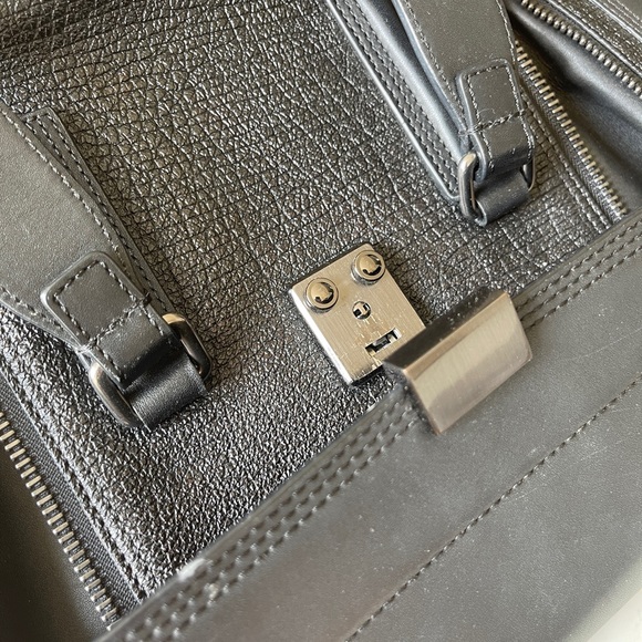 Limited Edition 3.1 Phillip Lim Pashli Medium Satchel Black Leather bag - Picture 7 of 9